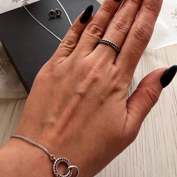 4 piece dainty real Czech garnet jewelry set - Picture 4 of 12